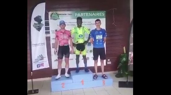 GP de la montagne Pelée : le maillot jaune Moïse Mugi Sha récidive et remporte l’étape seul, Benjamin Le Ny 2ème, Dilhan Will 8ème