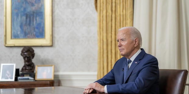 Présidentielle américaine : Joe Biden se retire et appelle à soutenir Kamala Harris