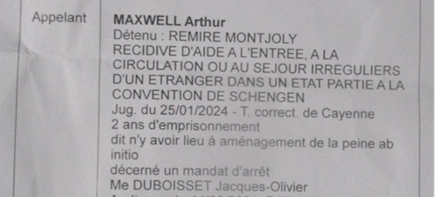 3 ans de prison ferme avec maintien en détention pour Arthur Maxwell qui entre février et juin 2018 a déposé 161 dossiers d’étrangers en situation irrégulière