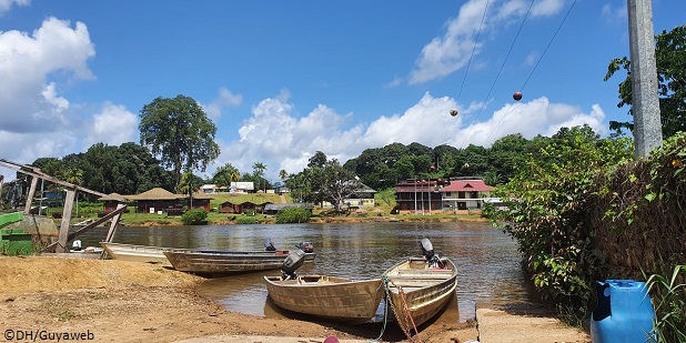 « Entre la Guyane et le Brésil, une frontière incontrôlable »